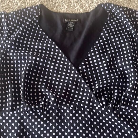 Lane Bryant Chiffon Polka Dot Top Blouse Women’s 26/28 Black White - Picture 3 of 6